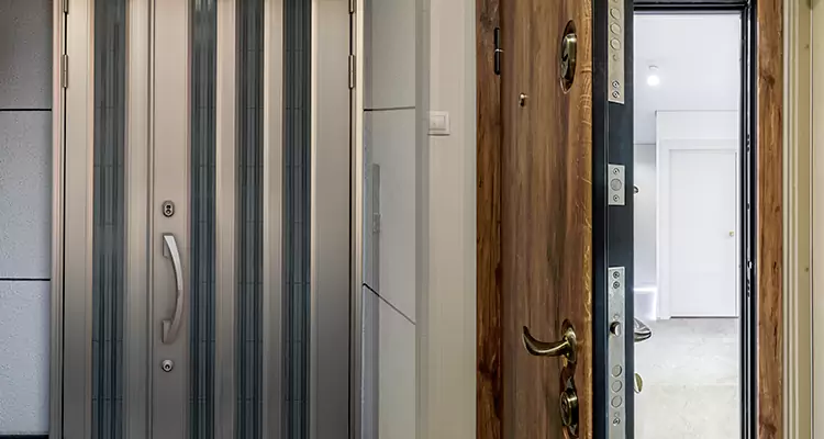 Burglar Proof Front Door Repair in Daytona Beach, FL