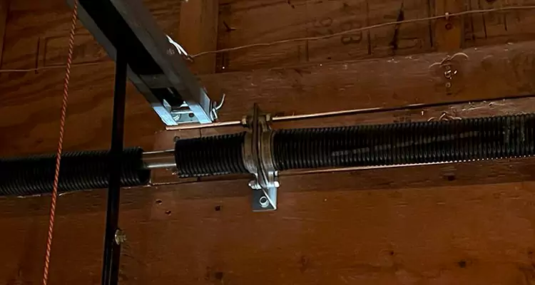 Garage Door Lift Cable Replacement in Daytona Beach, FL