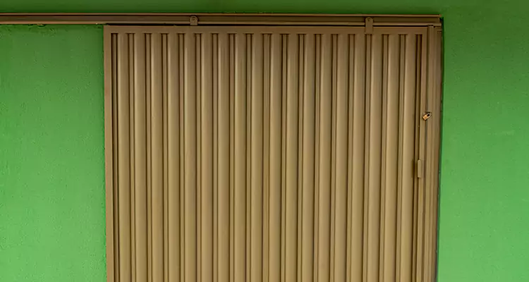 Wooden Sliding Door Stuck Repair Services in Daytona Beach, FL