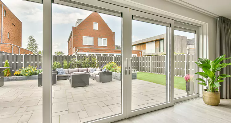 Best Sliding Screen Door Replacement Company in Daytona Beach, FL