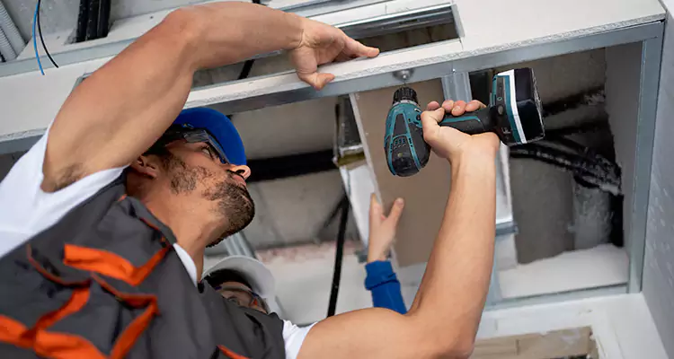 Emergency Overhead Door Repair in Daytona Beach, FL