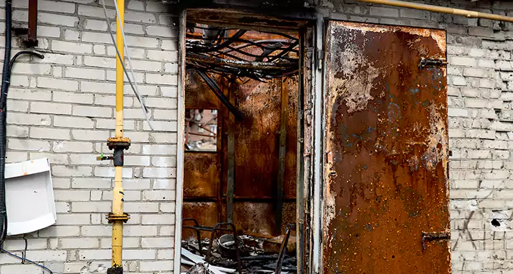 Metal Door Rust Repair in Daytona Beach, FL