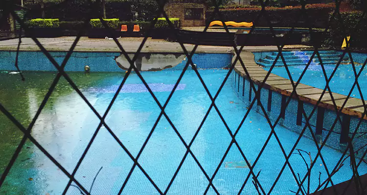 Lanai Screen Repair in Daytona Beach, FL